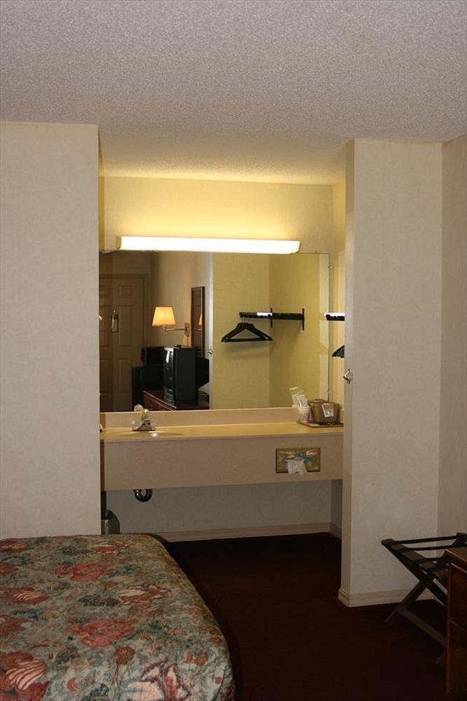 Swiss Village Inn Eureka Springs Habitación foto